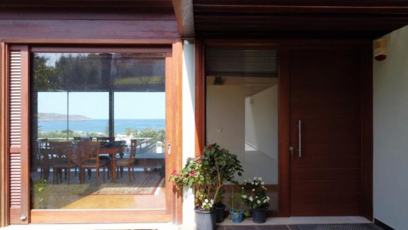 Stalos Kreta, Stalos: Luxuriöse Villa mit Meerblick in Strandnähe zu verkaufen Haus kaufen